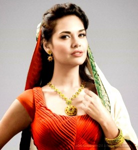 Esha-Gupta-pa24---17