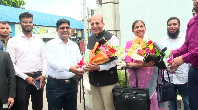 ঢাকা এলেন ভারতের নতুন হাইকমিশনার দীনেশ ত্রিবেদী