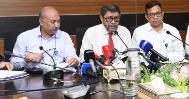 আদ্-দ্বীন ট্র্যাজেডি: ‘কাউকে ছাড় নয়, সর্বোচ্চ শাস্তির হুঁশিয়ারি স্বাস্থ্যমন্ত্রীর’