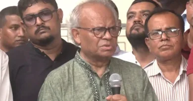 এ জাতিকে কখনো বিভাজন করা সম্ভব নয় : রুহুল কবির রিজভী এ জাতিকে কখনো বিভাজন করা সম্ভব নয় : রুহুল কবির রিজভী