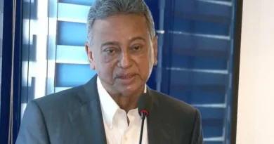 স্বাস্থ্যসেবা নিশ্চিত করার প্রতিশ্রুতি পূরণে সরকার কাজ করছে : অর্থমন্ত্রী
