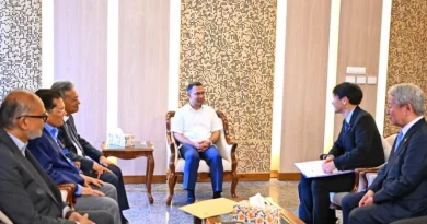 প্রধানমন্ত্রীর সঙ্গে জাপানি প্রতিনিধি দলের সাক্ষাৎ প্রধানমন্ত্রীর সঙ্গে জাপানি প্রতিনিধি দলের সাক্ষাৎ