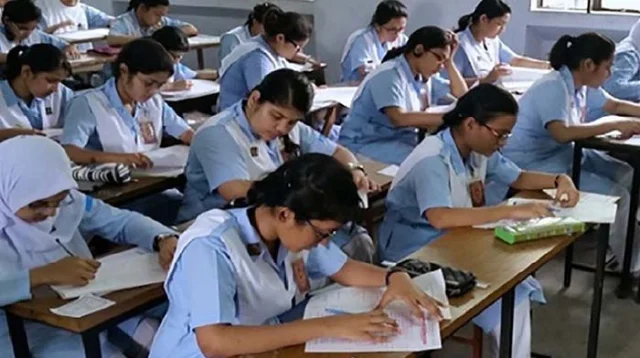 একই প্রশ্নপত্রে আগামীকাল থেকে অনুষ্ঠিত হতে যাচ্ছে এইচএসসি পরীক্ষা