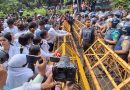 শিক্ষামন্ত্রীর পদত্যাগ দাবিতে আজও রাজধানীতে এইচএসসি পরীক্ষার্থীদের বিক্ষোভ