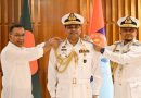 নবনিযুক্ত নৌপ্রধানকে ভাইস অ্যাডমিরাল র‍্যাংক ব্যাজ পরিয়ে দিলেন প্রধানমন্ত্রী