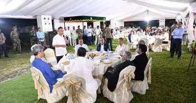 যুগপৎ আন্দোলনের শরিক নেতাদের সঙ্গে প্রধানমন্ত্রীর শুভেচ্ছা বিনিময় যুগপৎ আন্দোলনের শরিক নেতাদের সঙ্গে প্রধানমন্ত্রীর শুভেচ্ছা বিনিময়