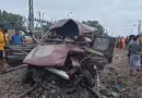 মুর্শিদাবাদে ট্রেনের ধাক্কায় স্কুল ভ্যান চূর্ণ, ২ শিক্ষার্থীসহ নিহত ৩