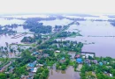 কক্সবাজারে বন্যা পরিস্থিতির চরম অবনতি: পানিতে ডুবে ২ শিশুর মৃত্যু, পানিবন্দি ৩ লাখ মানুষ