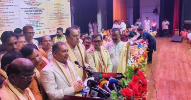 সাম্প্রদায়িক বিভাজনের চক্রান্ত রুখে দেওয়া হবে: তথ্যমন্ত্রী