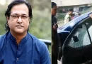 সংগীতশিল্পী আসিফ আকবরের গাড়িতে গুলি