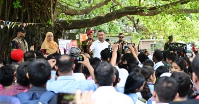 নিজ কলেজ প্রাঙ্গণে প্রধানমন্ত্রী, শিক্ষার্থীদের দিলেন দেশ গড়ার বার্তা