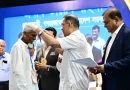 রাষ্ট্রীয় সম্মাননায় ভূষিত ১ টাকায় পড়ানো শিক্ষক লুৎফুর রহমান