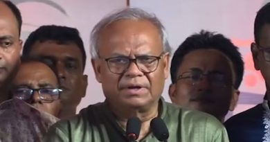 উৎসব সব বিভাজন মিলিয়ে দেয়